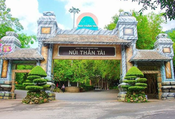 CÔNG VIÊN SUỐI KHOÁNG NÓNG NÚI THẦN TÀI ĐÀ NẴNG