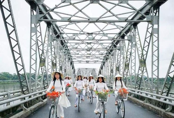 CẦU TRÀNG TIỀN HUẾ